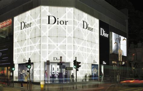 dior hoofdkantoor lvmh|christian Dior brand identity.